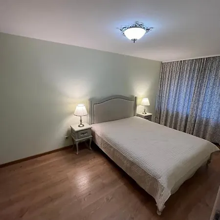 Eddy Apartment